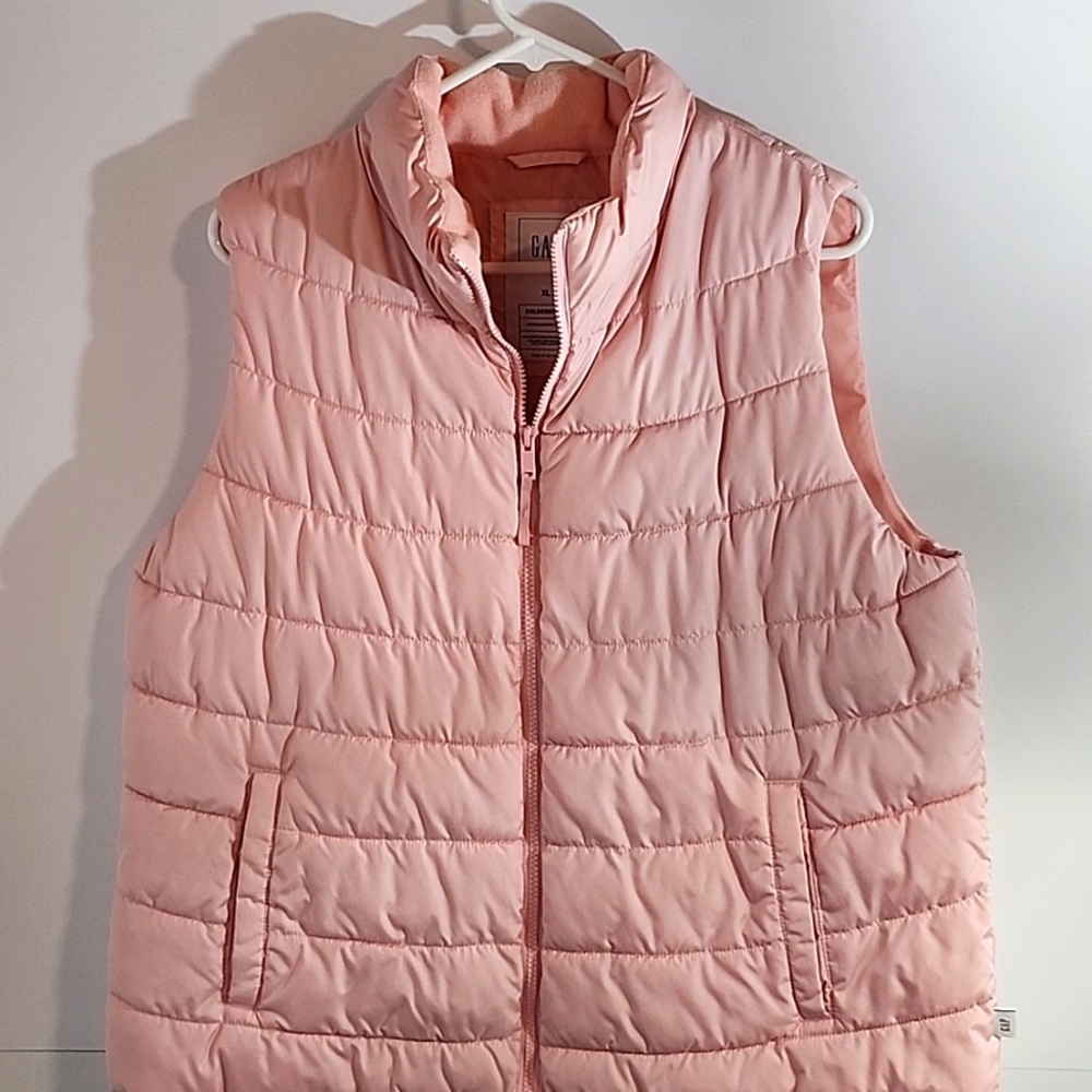 GAP pink puffer vest XL